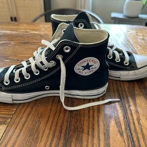 UNISEX Converse - Chuck Taylor Hi-Top - M7/W9